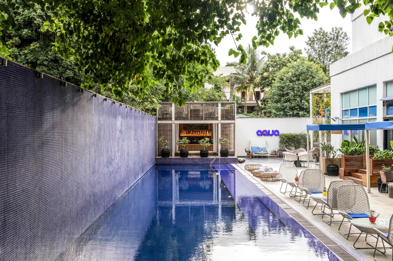 Swimming Pool at Aqua Poolside Lounge