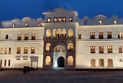 Ran Baas THE Palace