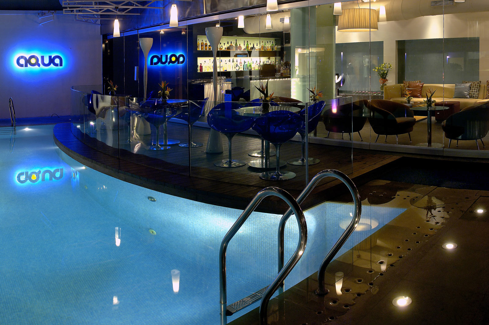 Aqua Poolside Bar at The Park Hotels Kolkata