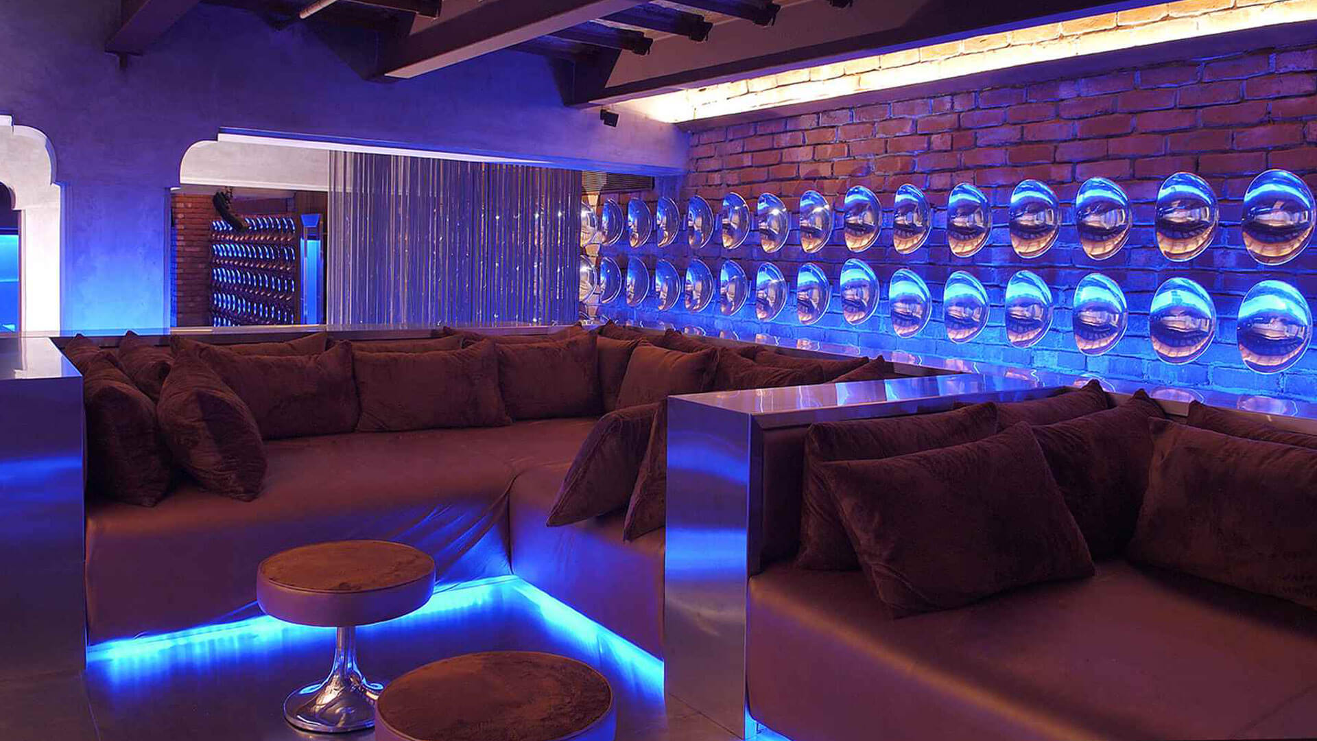 Roxy Lounge Bar at The Park Hotels Kolkata