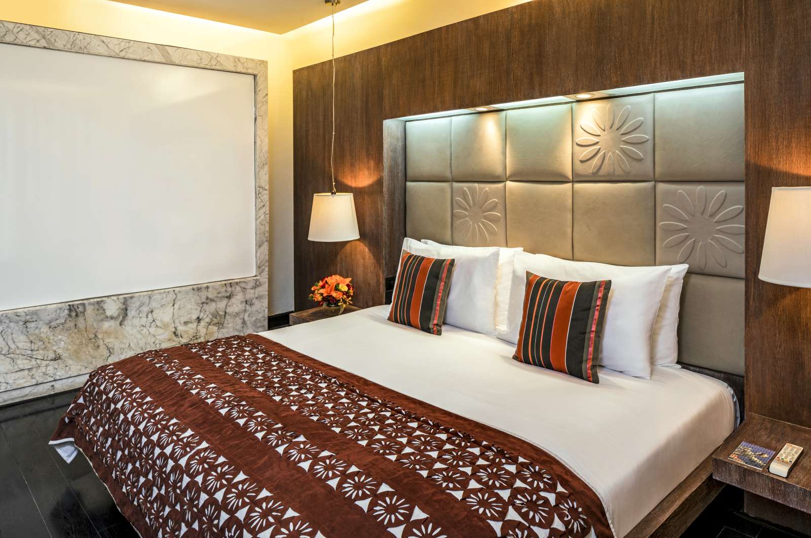 Interior of Deluxe Suites with Luxury King Bed at The Park New Delhi