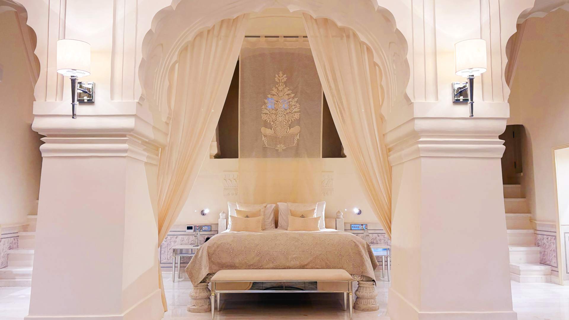 Interior of the Luxury Suite at Raan Baas The Palace